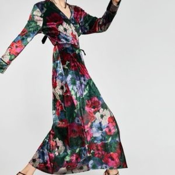 ZARA ACCESSORIES KIMONO VELVET FLORAL LONG SLEEVED LONG MAXI WRAP DRESS USA M - Picture 6 of 11